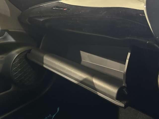 TOYOTA PRIUS 2016 Image 31