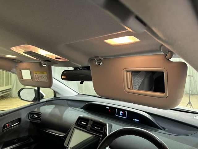 TOYOTA PRIUS 2016 Image 31