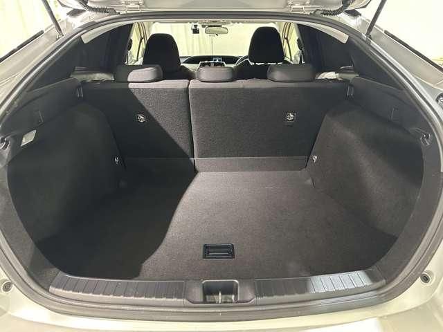 TOYOTA PRIUS 2016 Image 31