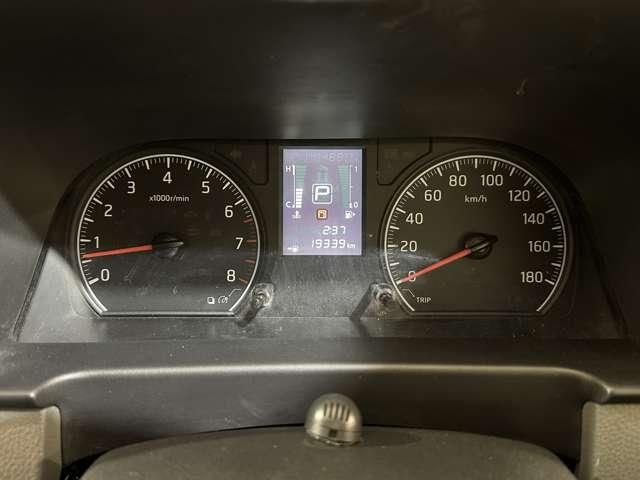 NISSAN NV350 CARAVAN 2020 Image 31