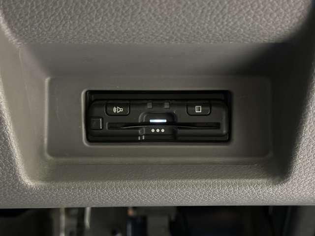 NISSAN NV350 CARAVAN 2020 Image 31