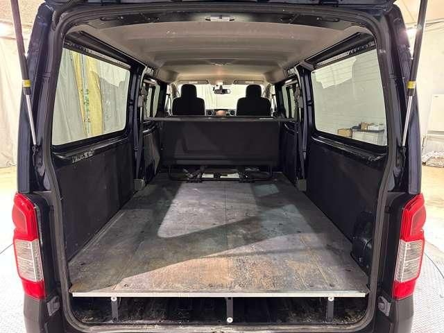 NISSAN NV350 CARAVAN 2020 Image 31