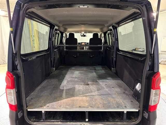 NISSAN NV350 CARAVAN 2020 Image 31