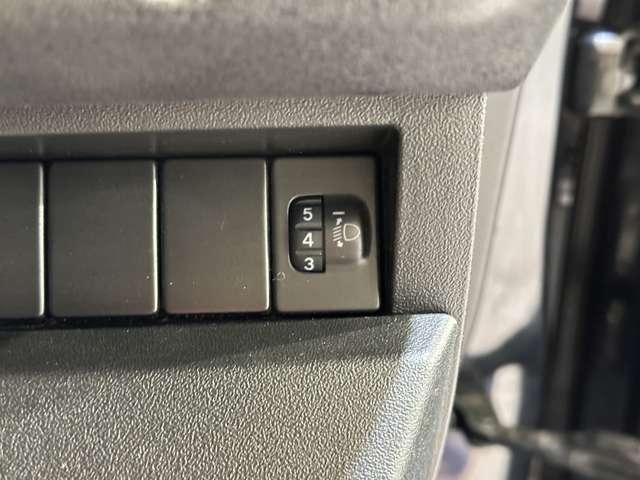 SUZUKI JIMNY 4WD 2020 Image 31