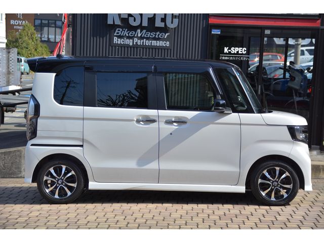 HONDA N BOX CUSTOM 2021 Image 31