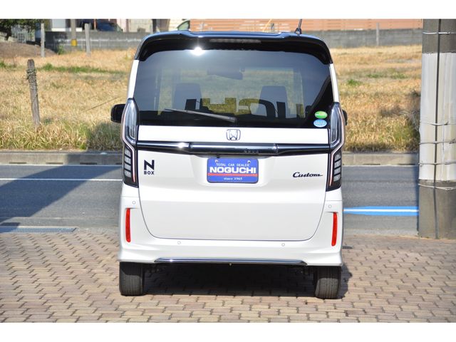 HONDA N BOX CUSTOM 2021 Image 31