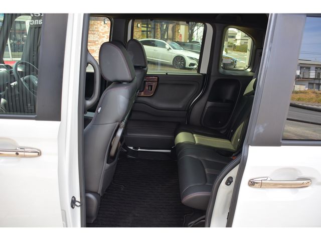 HONDA N BOX CUSTOM 2021 Image 31