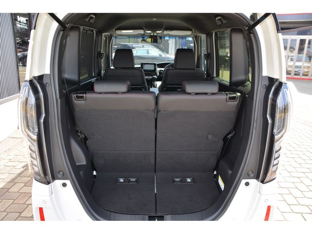 HONDA N BOX CUSTOM 2021 Image 31