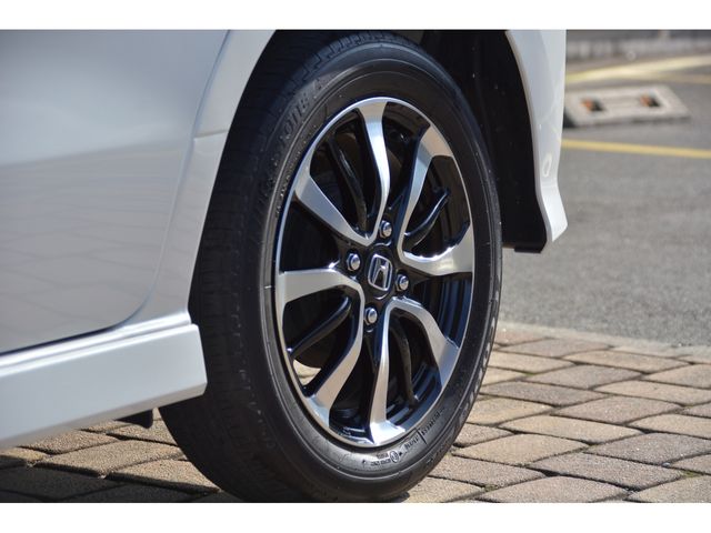 HONDA N BOX CUSTOM 2021 Image 31