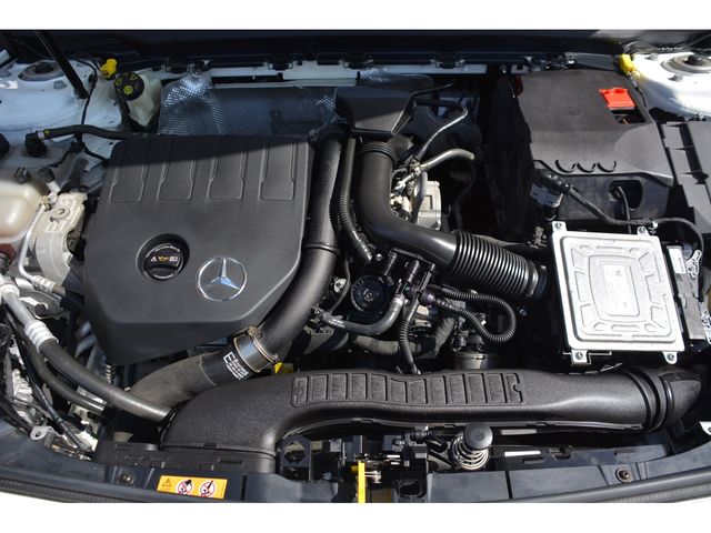 MERCEDES BENZ A CLAS 2019 Image 31