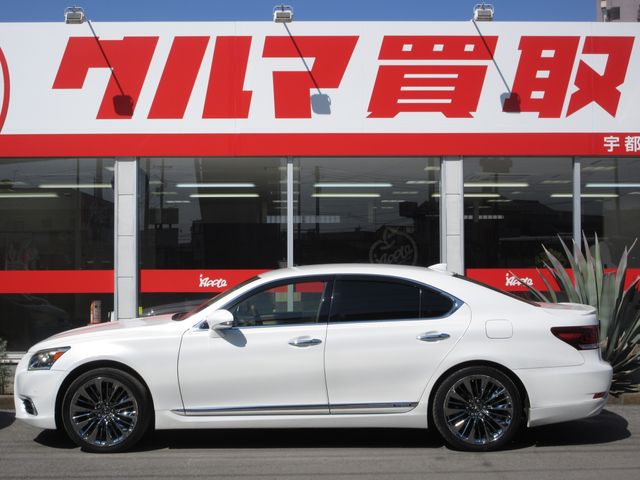 TOYOTA LEXUS LS600H 2015 Image 31