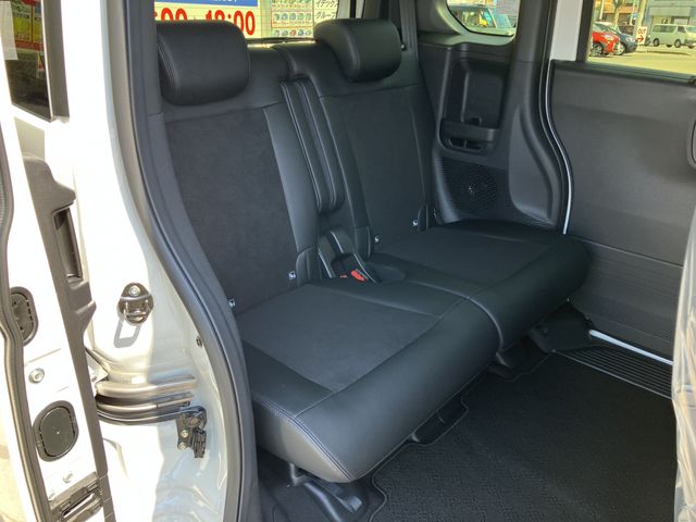 HONDA N BOX CUSTOM 2026 Image 31