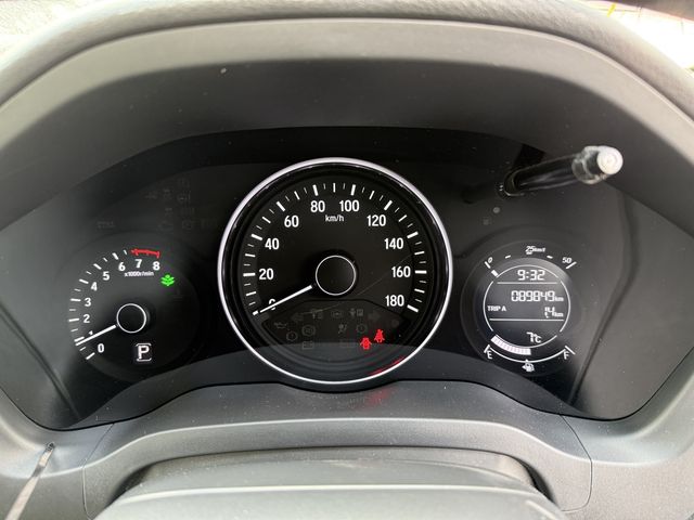 HONDA VEZEL 2015 Image 31