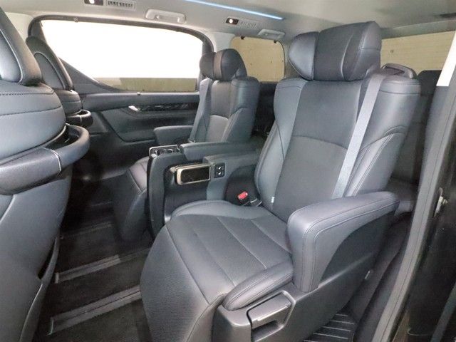 TOYOTA ALPHARD 2023 Image 31
