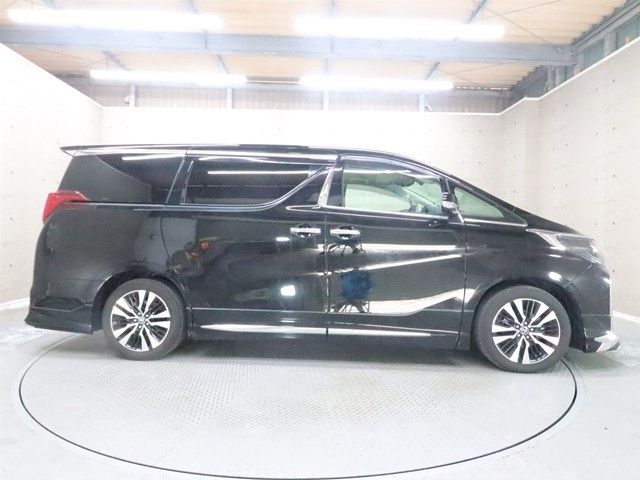 TOYOTA ALPHARD 2023 Image 31