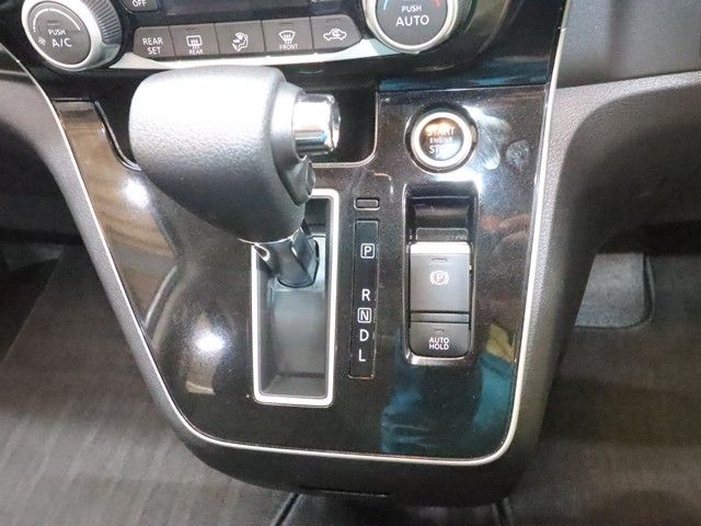 NISSAN SERENA  S-HYBRID 2019 Image 31