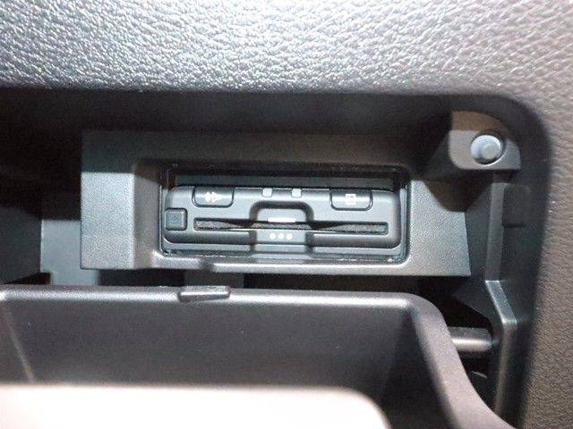 NISSAN SERENA  S-HYBRID 2019 Image 31