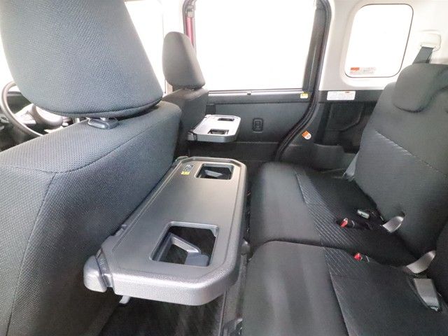 TOYOTA TANK 2019 Image 31