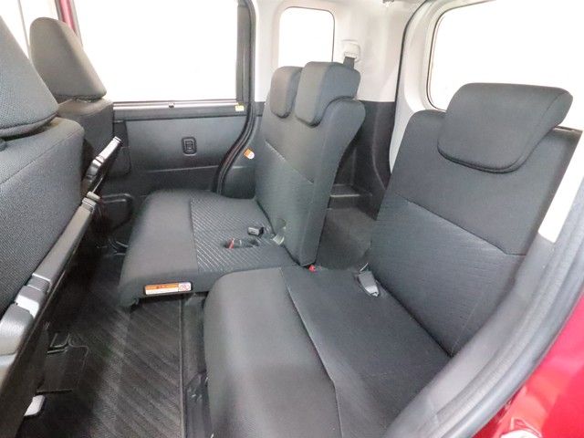 TOYOTA TANK 2019 Image 31