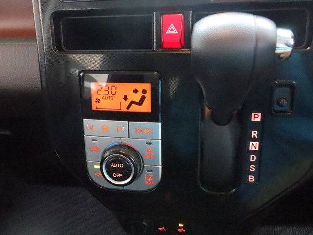 TOYOTA TANK 2019 Image 31