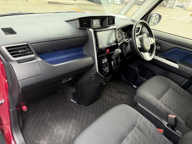 TOYOTA TANK 2018 Image 31