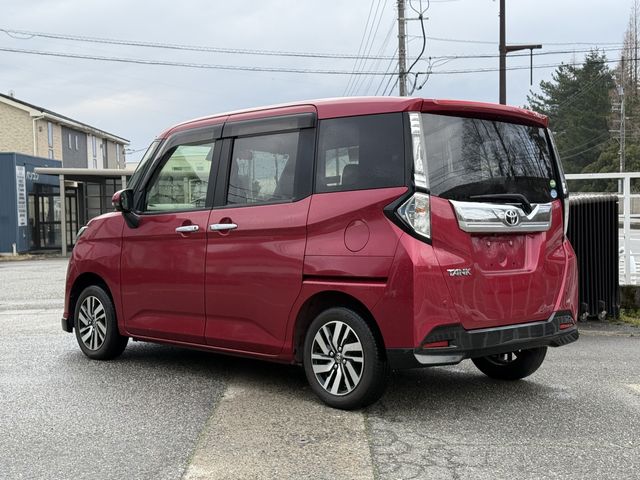 TOYOTA TANK 2018 Image 31