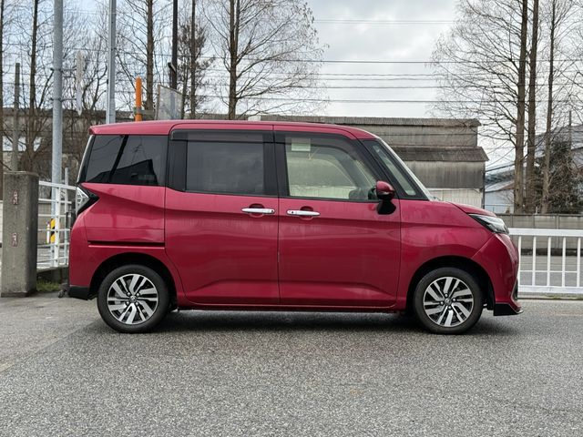 TOYOTA TANK 2018 Image 31