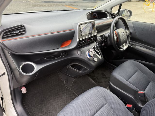 TOYOTA SIENTA 2018 Image 31