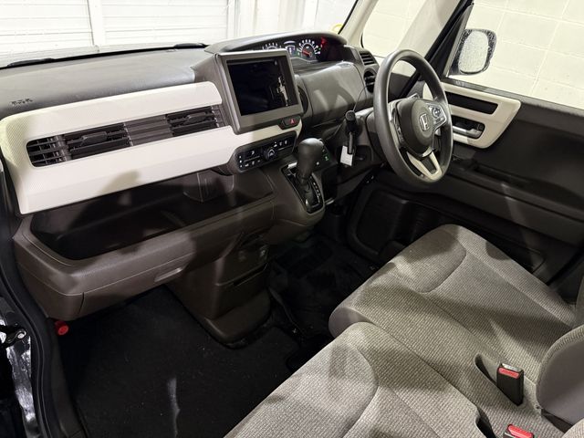 HONDA N BOX 2022 Image 31