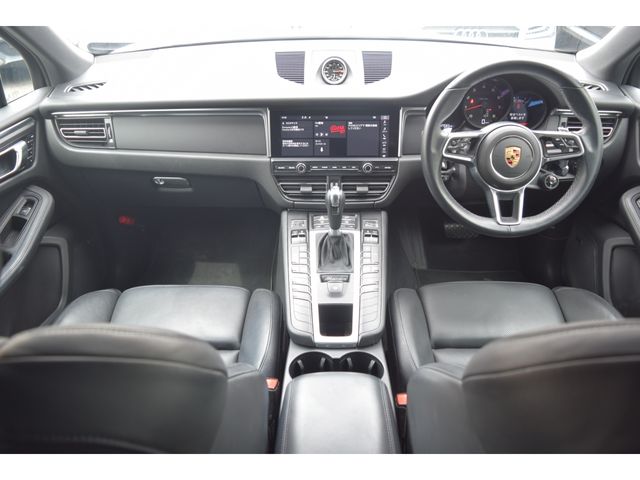 PORSCHE MACAN 2021 Image 31