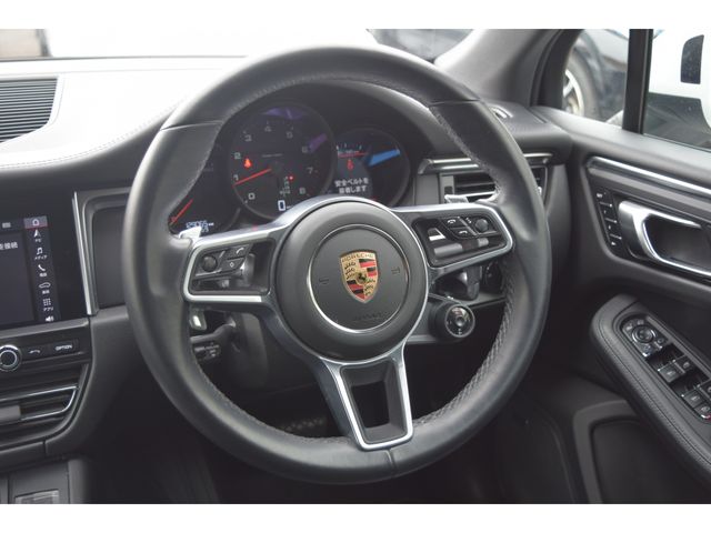PORSCHE MACAN 2021 Image 31
