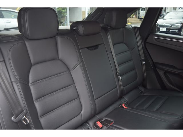 PORSCHE MACAN 2021 Image 31