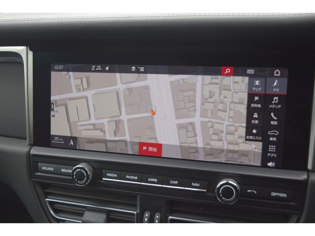 PORSCHE MACAN 2021 Image 31