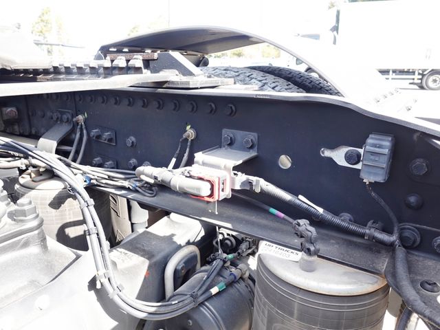 NISSAN DIESEL QUON 2022 Image 31