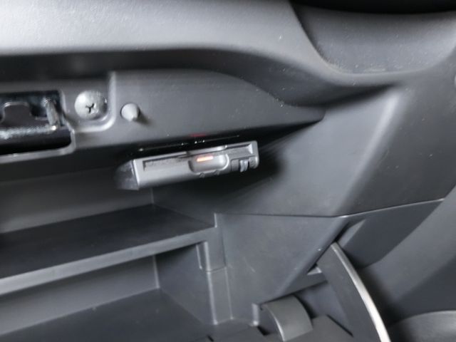 NISSAN NOTE 2018 Image 31