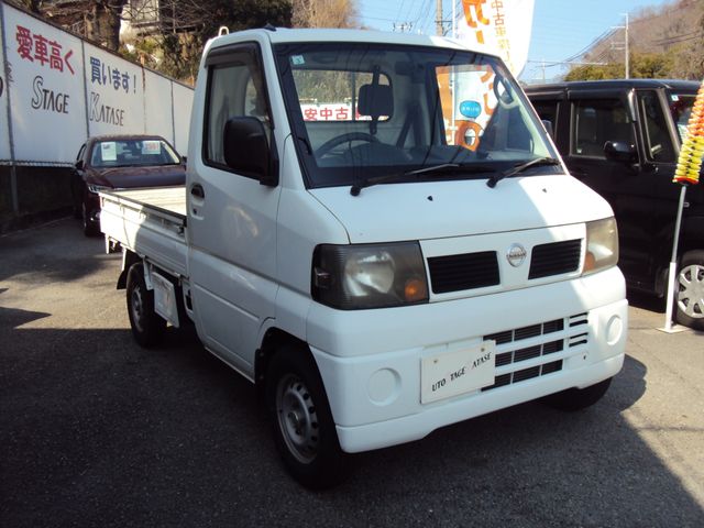 NISSAN CLIPPER TRUCK 2010 Image 31