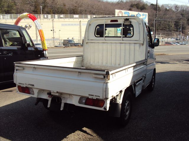 NISSAN CLIPPER TRUCK 2010 Image 31