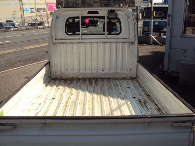 NISSAN CLIPPER TRUCK 2010 Image 31