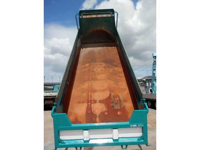 HINO PROFIA 2005 Image 31