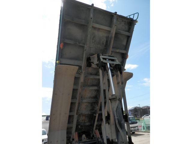 HINO PROFIA 2005 Image 31