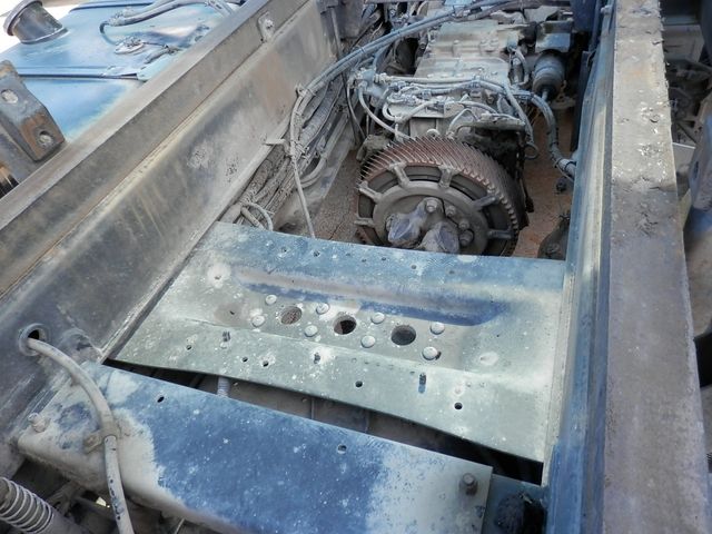 HINO PROFIA 2005 Image 31