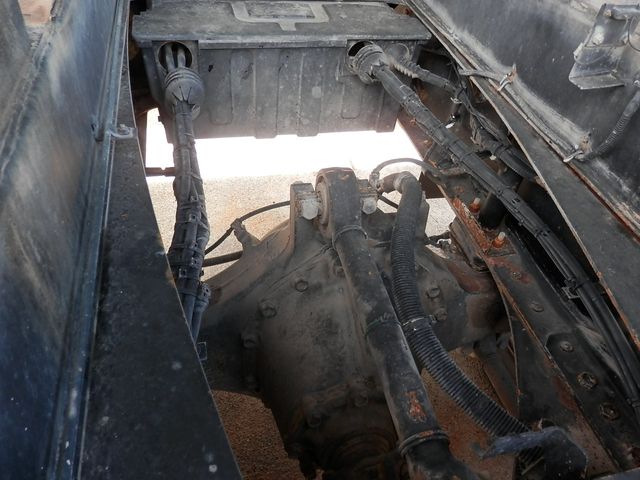 HINO PROFIA 2005 Image 31