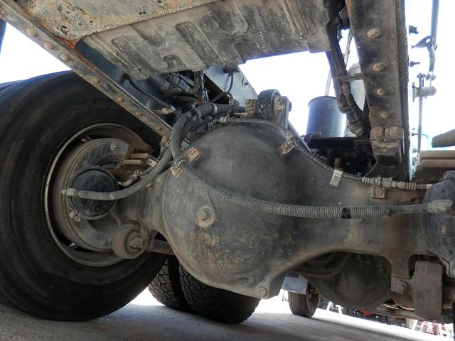 HINO PROFIA 2005 Image 31