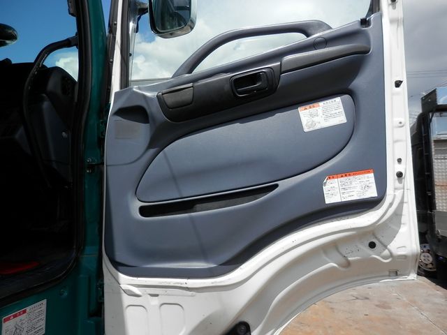 HINO PROFIA 2005 Image 31