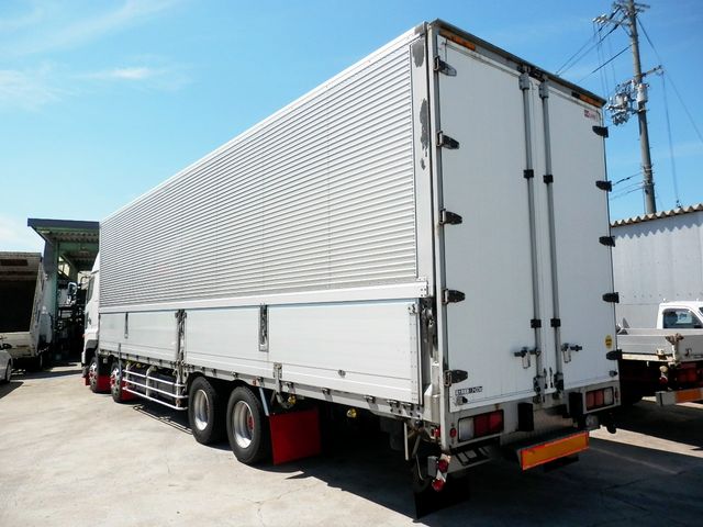 HINO PROFIA 2009 Image 31