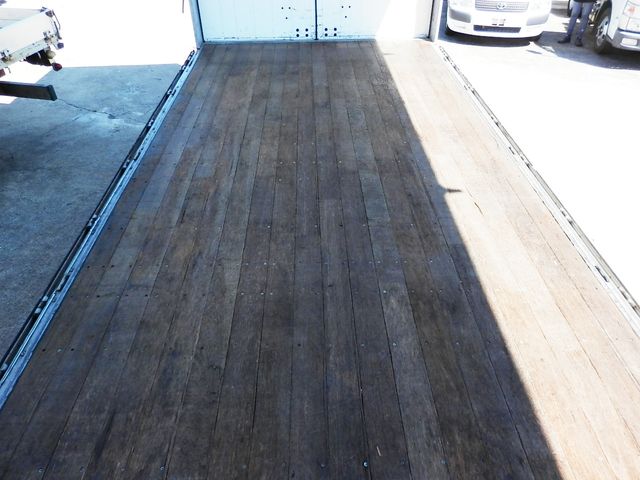 HINO PROFIA 2009 Image 31