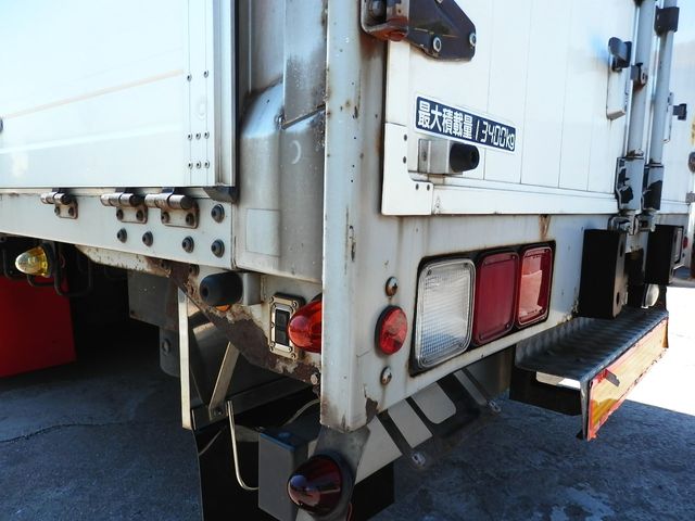 HINO PROFIA 2009 Image 31