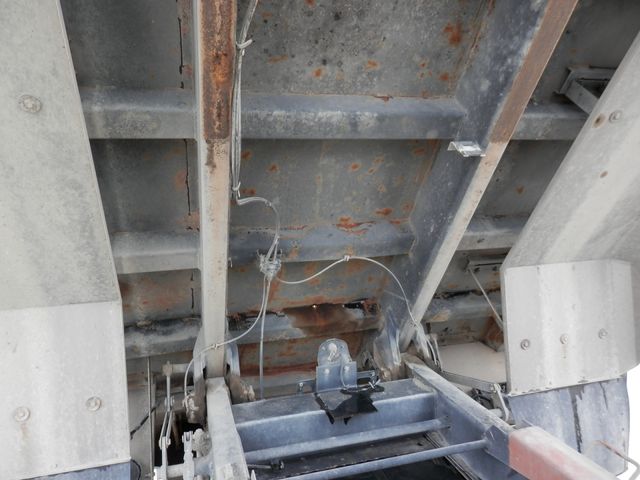 HINO PROFIA 2006 Image 31