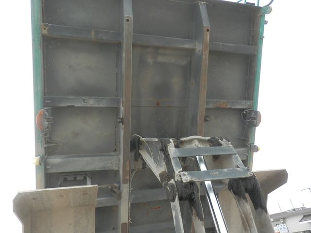 HINO PROFIA 2006 Image 31