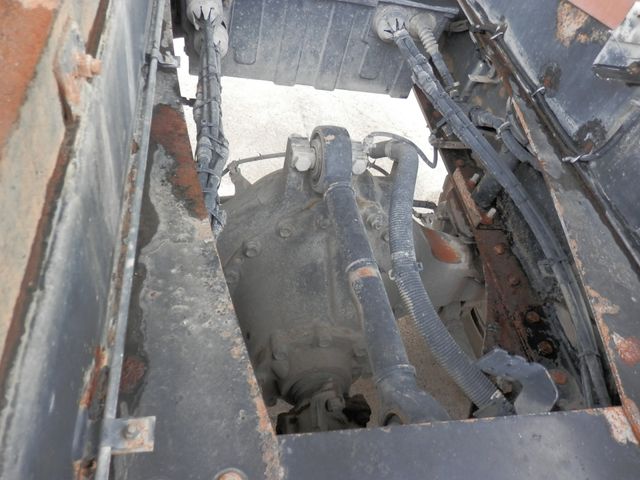 HINO PROFIA 2006 Image 31